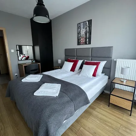 215 - Modern Tower Apartment *